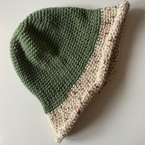 Crochet Bucket Hat in Olive Green Neutral